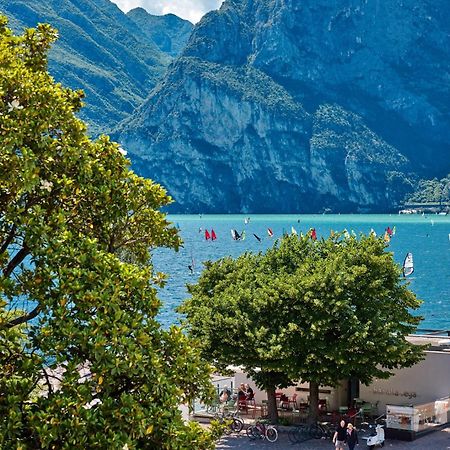 Hotel Geier Torbole Sul Garda Eksteriør bilde
