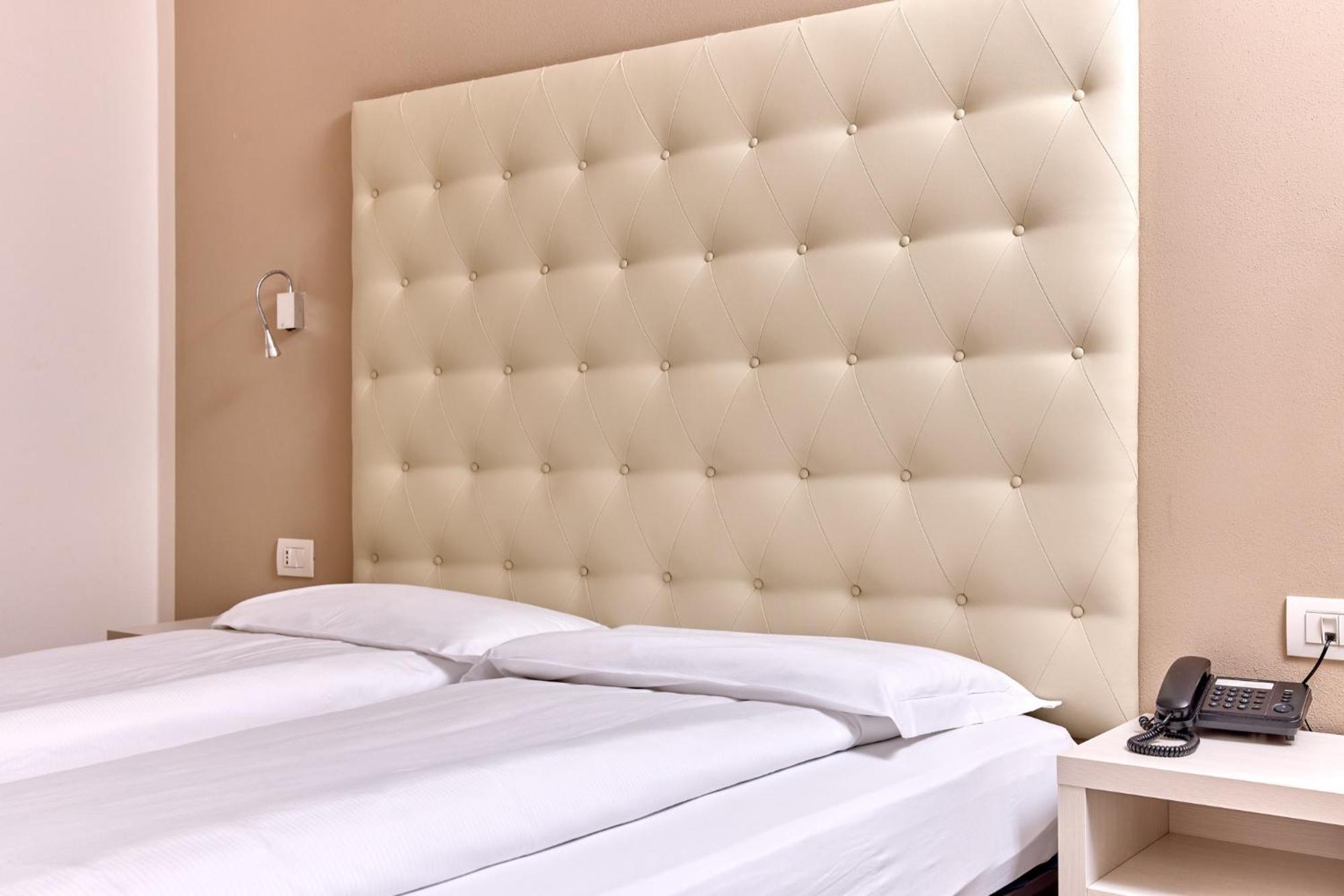 Hotel Geier Torbole Sul Garda Eksteriør bilde