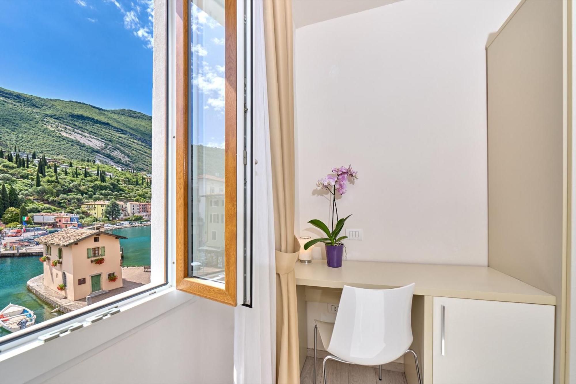 Hotel Geier Torbole Sul Garda Eksteriør bilde
